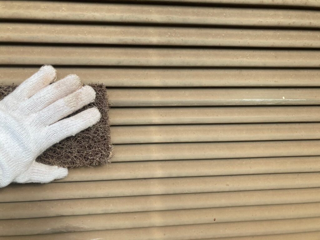 川崎市高津区坂戸 雨戸塗装 サビ