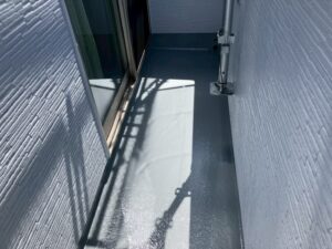 大田区、大森東、防水、ベランダ、ベランダ床、2階ベランダ、防水、トップコート、ケレン、アセトン、下地処理、外壁塗装、ベランダ汚れ