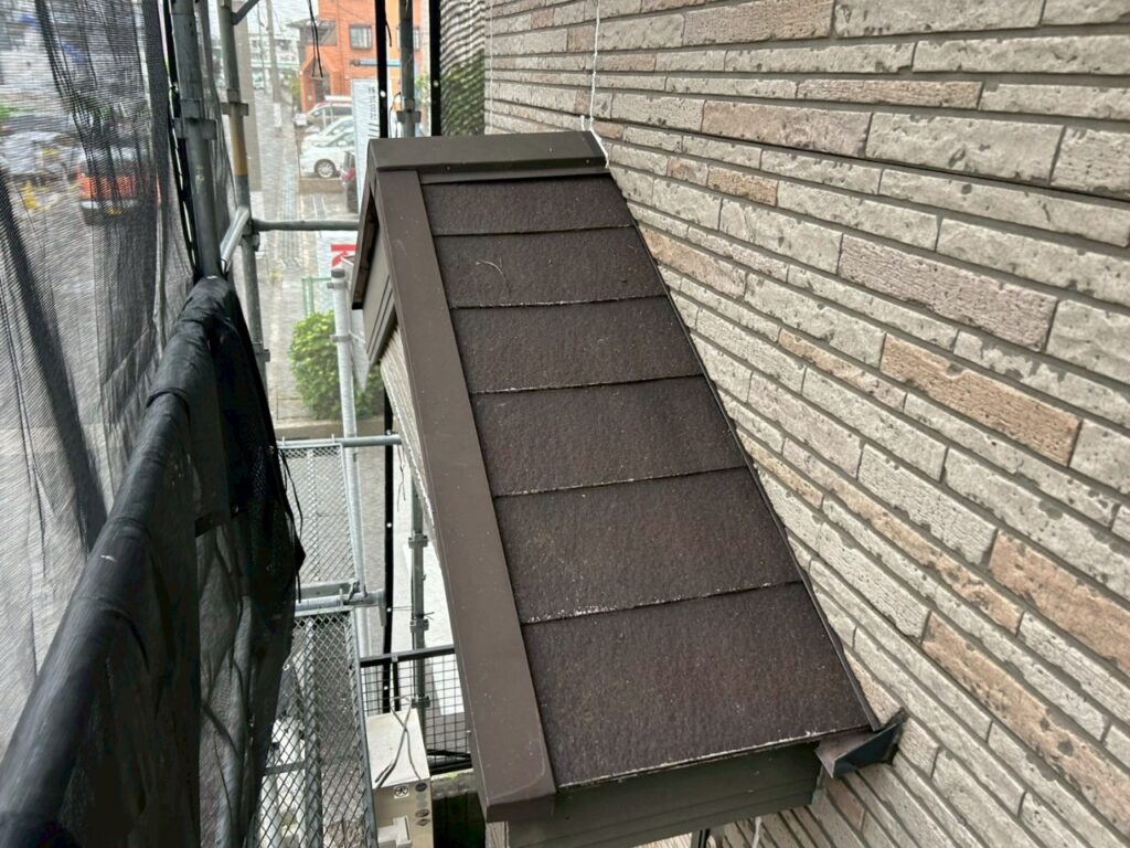 川崎市多摩区　屋根　塗る