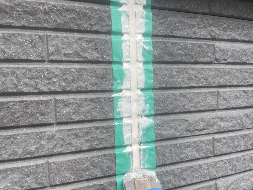 コーキングへら押え