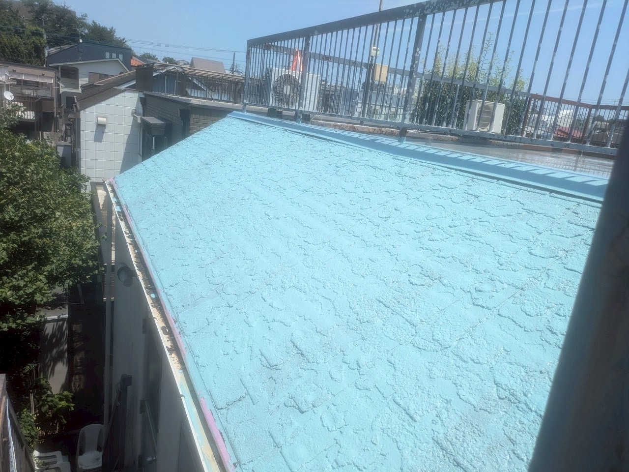 世田谷区中町で屋根塗装工事ではなく防水工事をしてきました