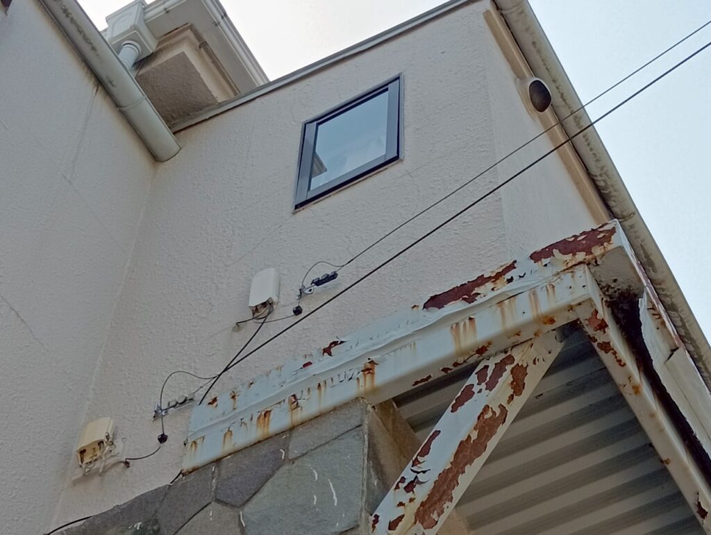 腐食した鉄部