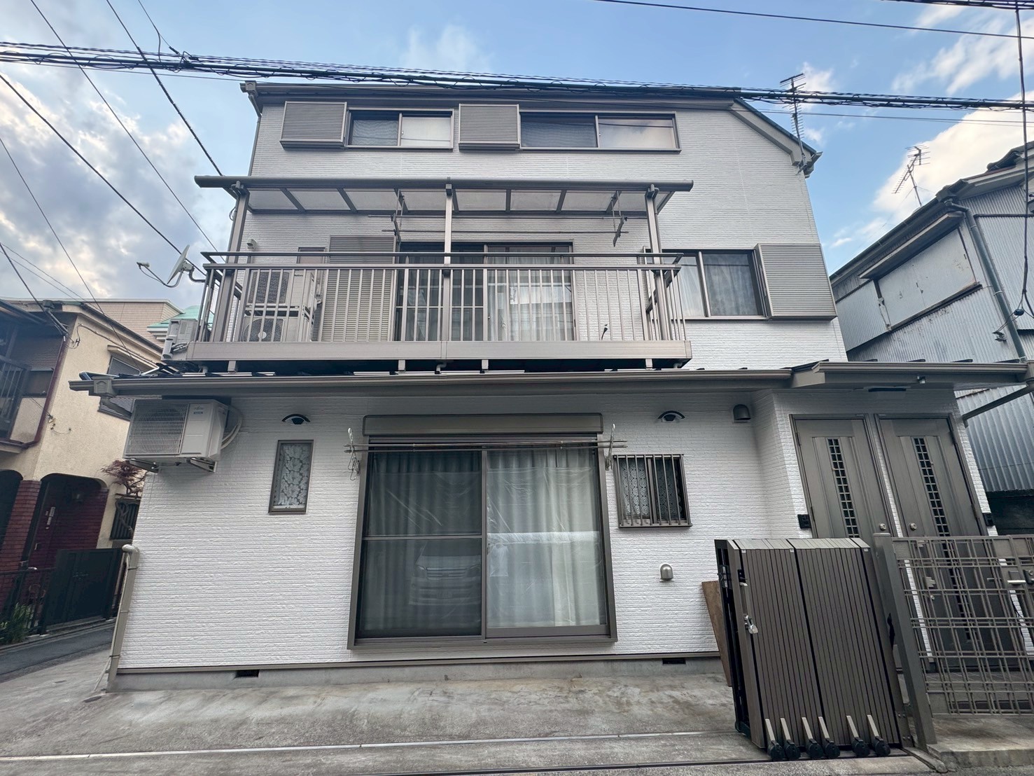 大田区蒲田本町にてアステックペイント塗料を使用した外壁屋根の塗装補修