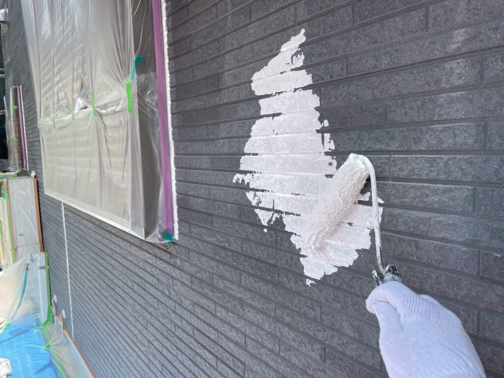 外壁下塗り