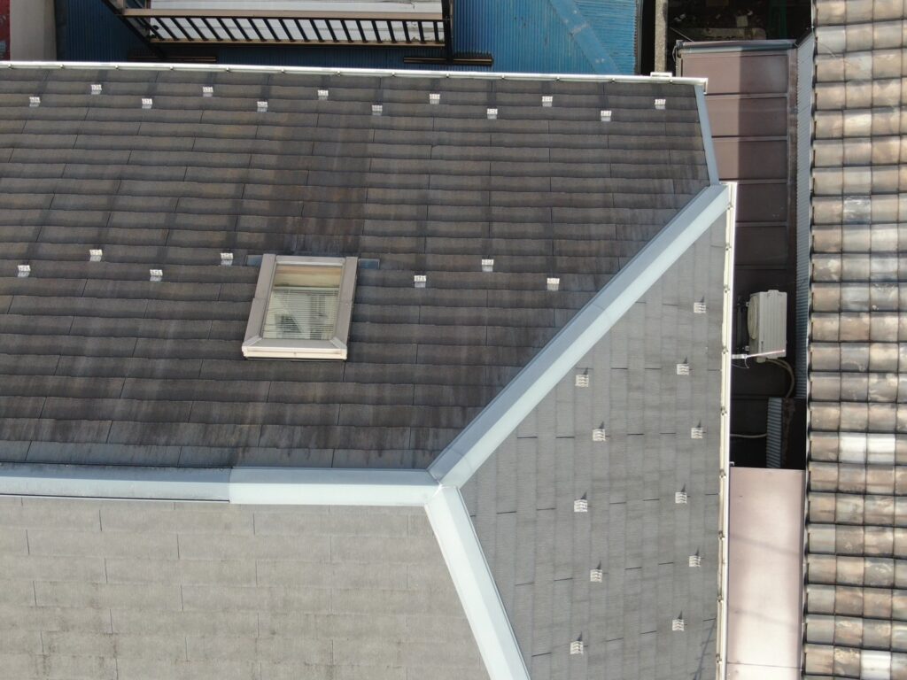コロニアル屋根