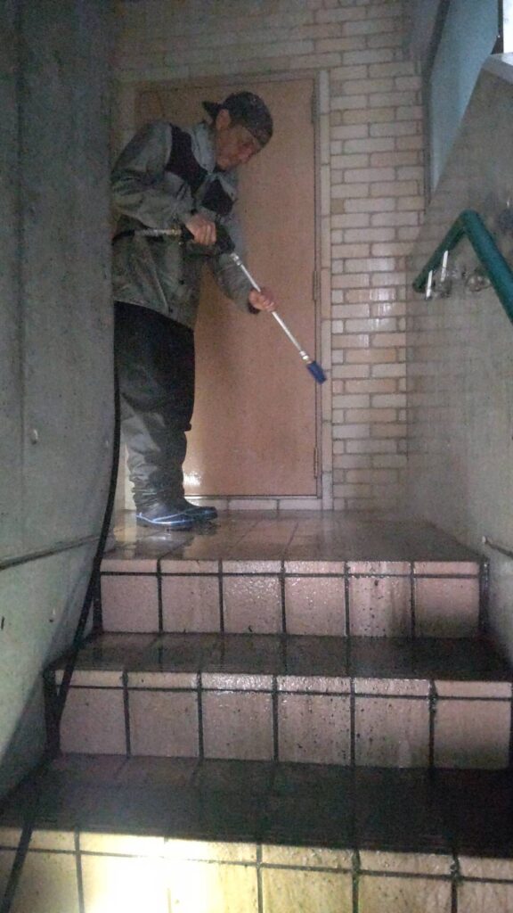 塗装前の高圧洗浄