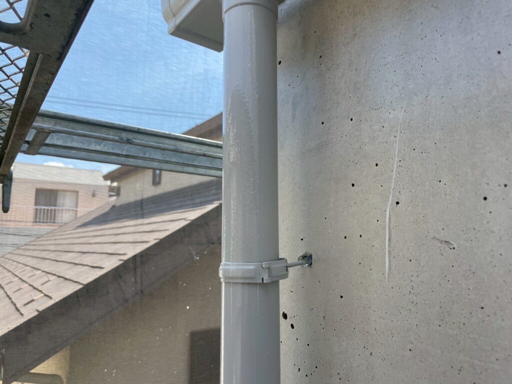 杉並区高円寺北　雨　排水　樋