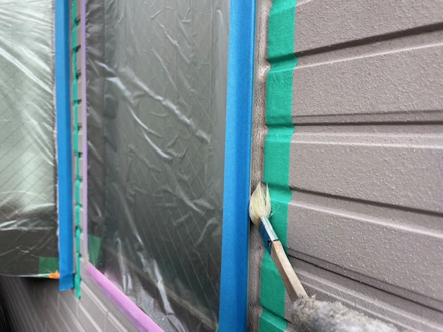 コーキング前　プライマー塗布