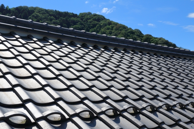瓦の寿命の誤解！？半永久ではない理由を解説します