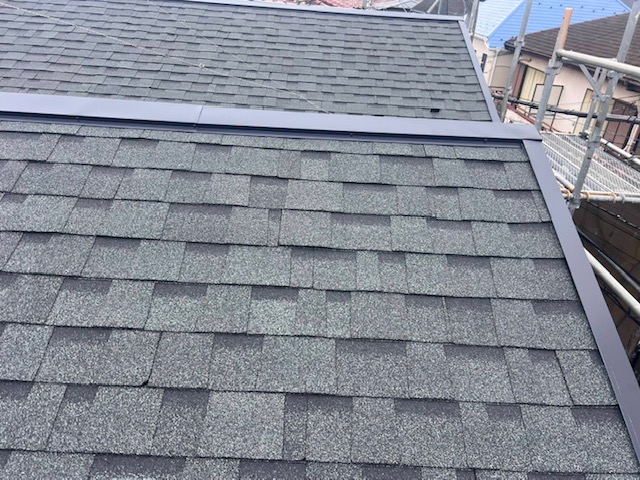 大田区池上にてコロニアルNEO屋根を「アルマ」でカバー工法補修