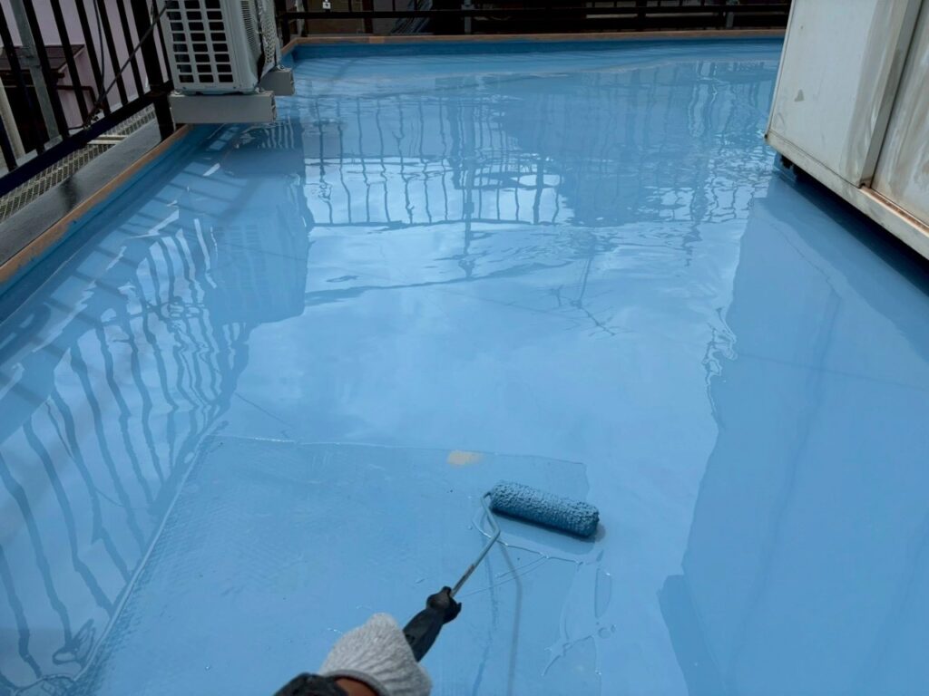 ウレタン防水材塗布2回目