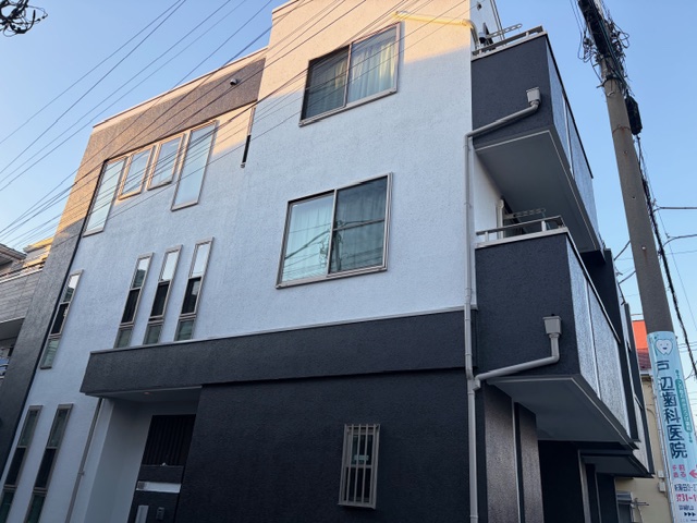 大田区新蒲田にてフッ素塗料を用いたモルタルの外壁塗装を行いました
