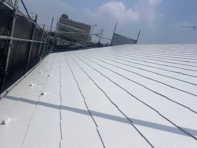 遮熱機能を最大限に活かした色での塗装補修後