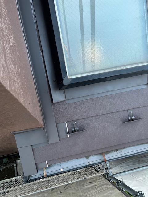 末端部の各役物取付