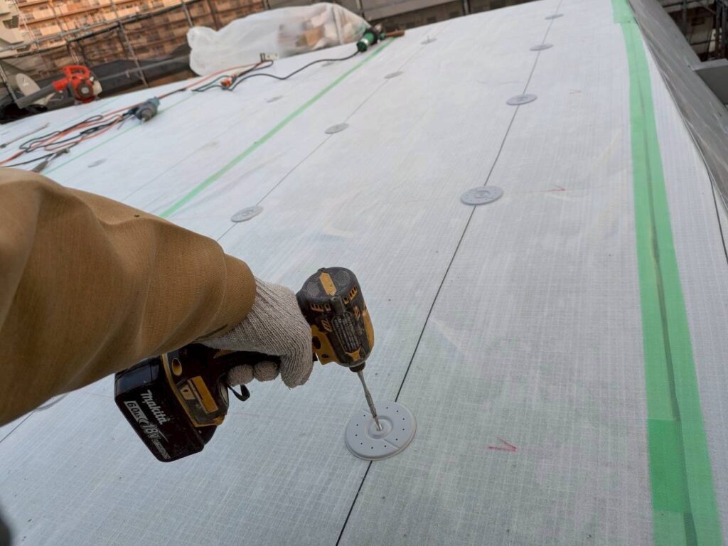 固定金具の設置