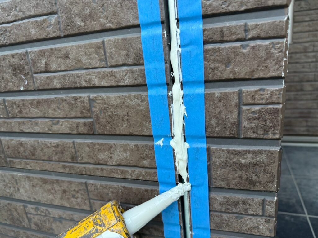 コーキングの充填