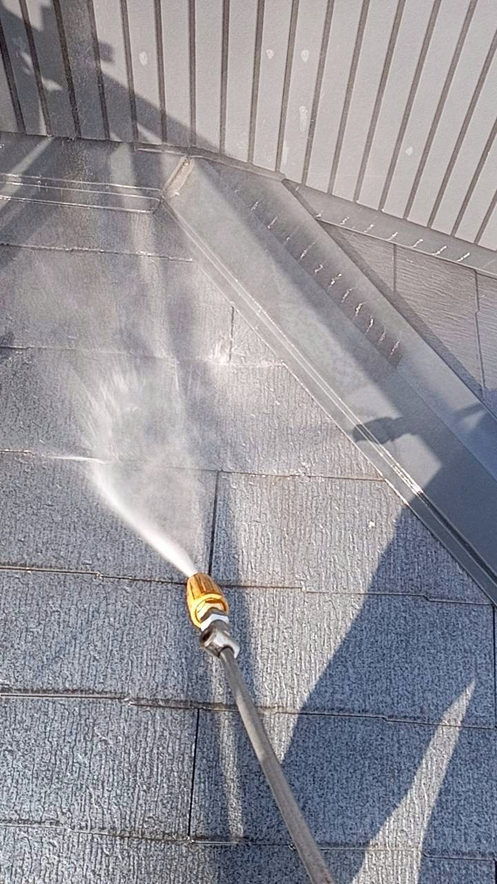 大田区仲六郷で外壁塗装前の高圧洗浄をしました