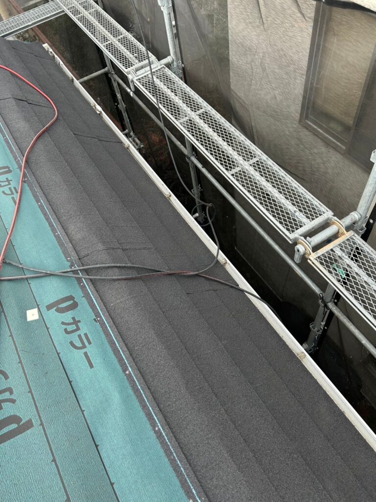 新屋根材の新設