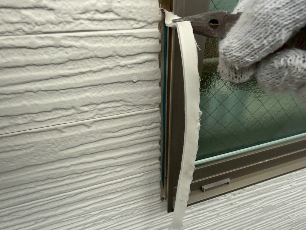 コーキング撤去