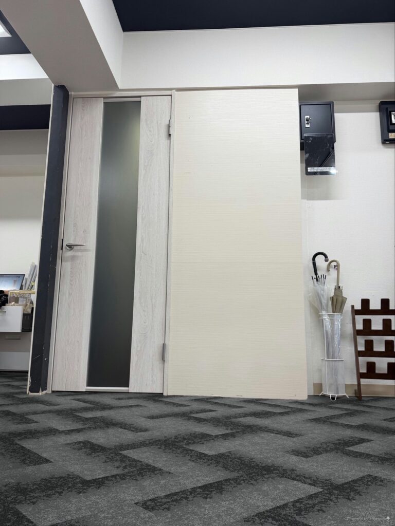 カラーシュミレーション