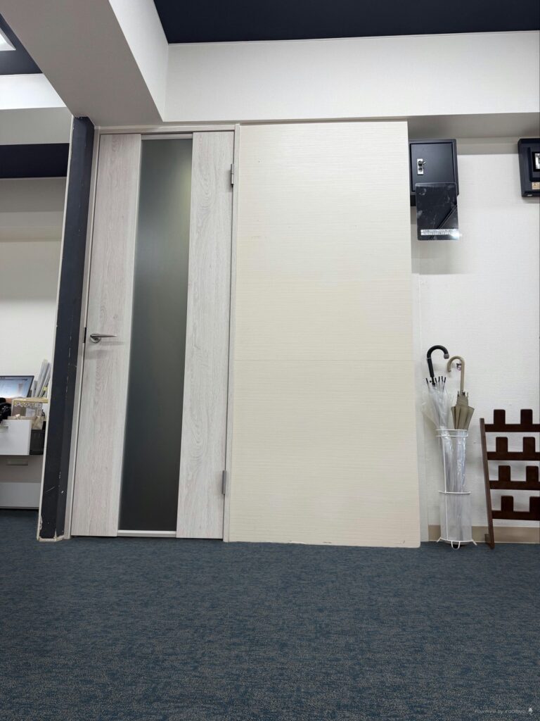 カラーシュミレーション