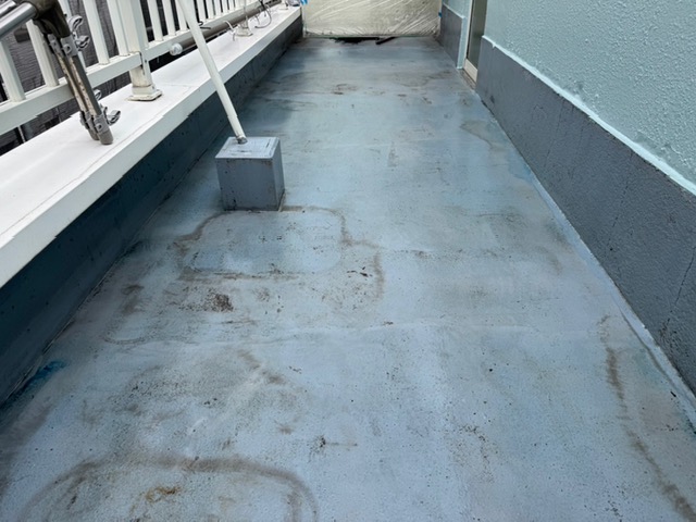 ベランダトップコート塗装前