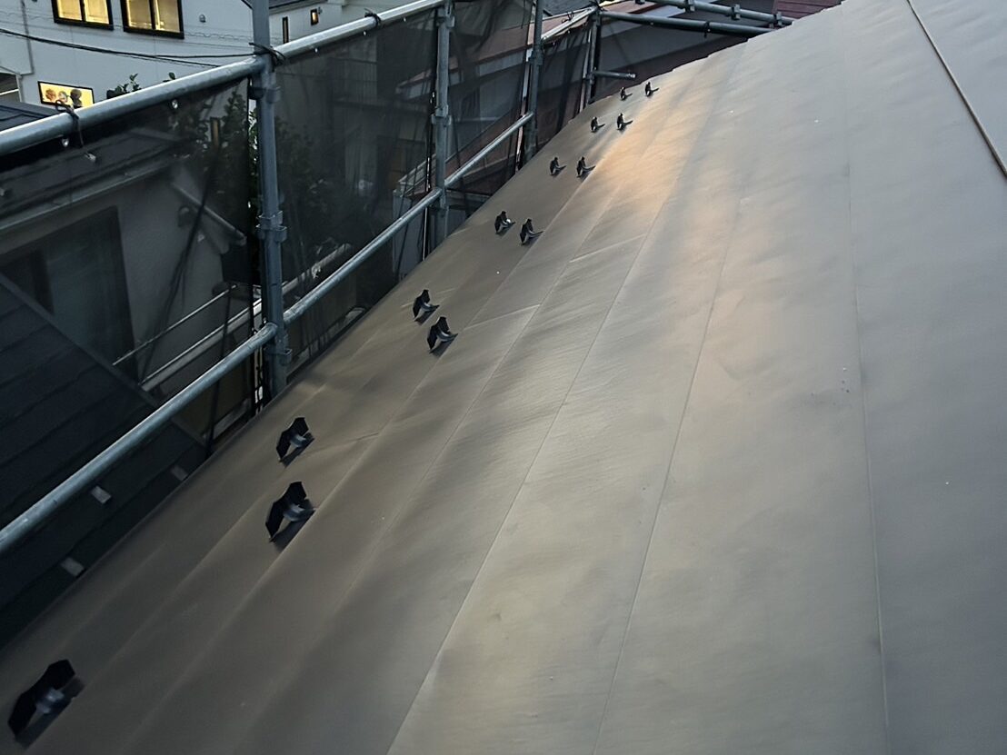 新屋根材敷設
