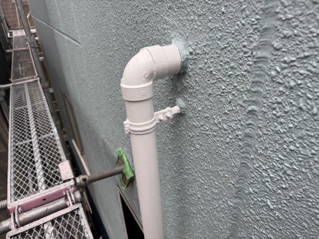 塩ビパイプ塗装